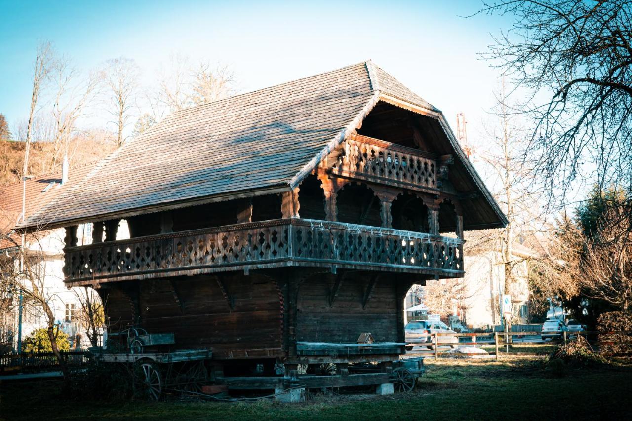 Emme Lodge Лангнау Екстериор снимка